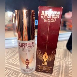 🚨🤍BRAND NEW WITH BOX CHARLOTTE TIBURY TRAVEL SIZE SETTING SPRAY💦
